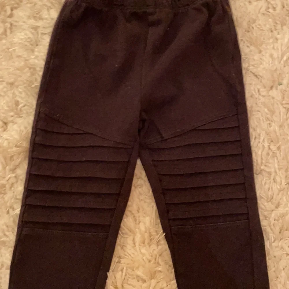 NWT Jessica Simpson Baby Girls Feather Print Wild Two Piece Set!